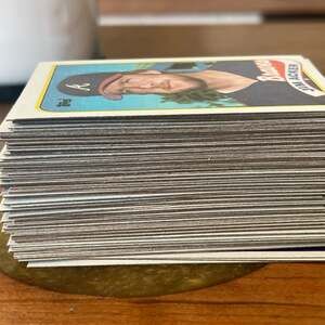 Lot of 80+ Vintage 1988 Topps Baseball Cards